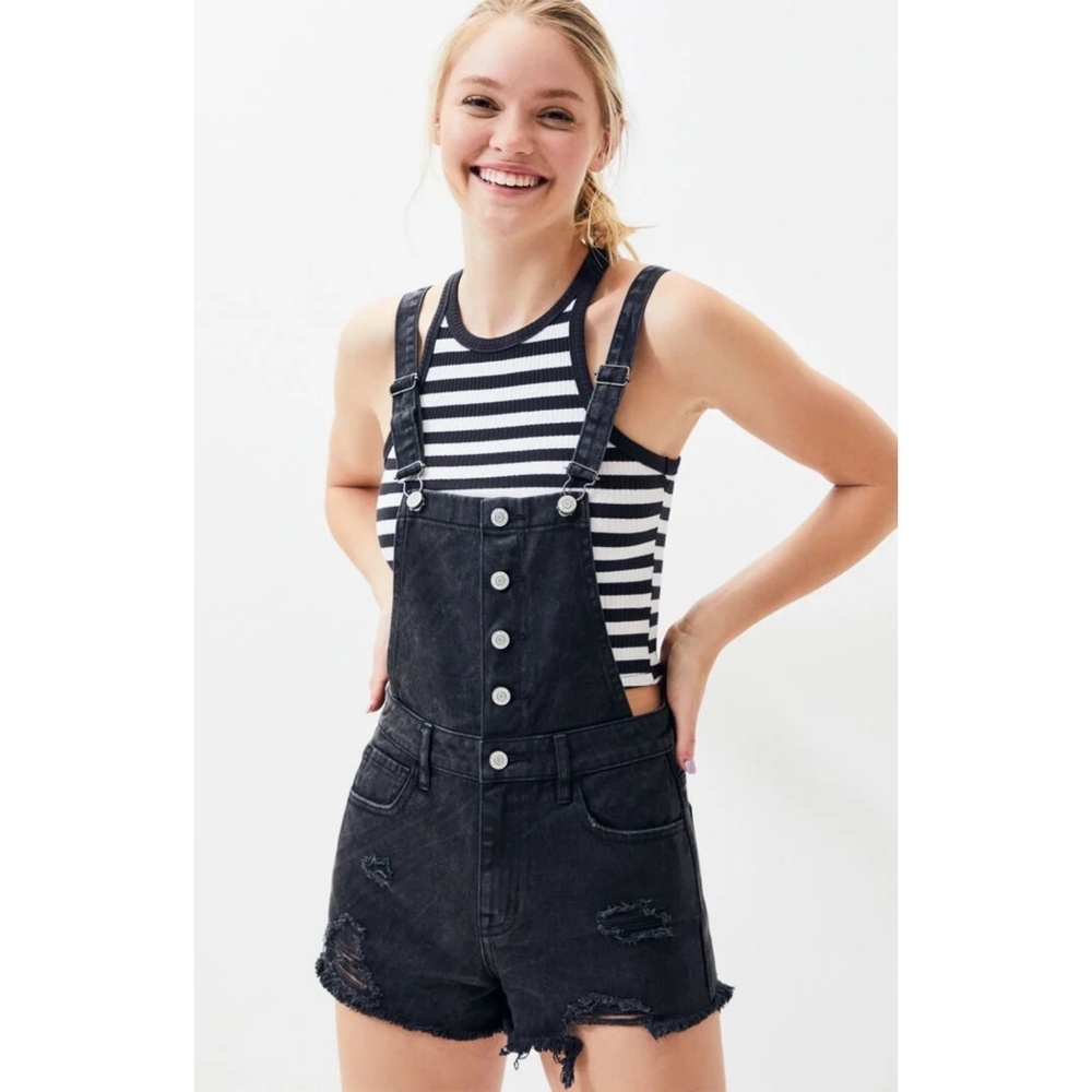 Black Overal Shorts